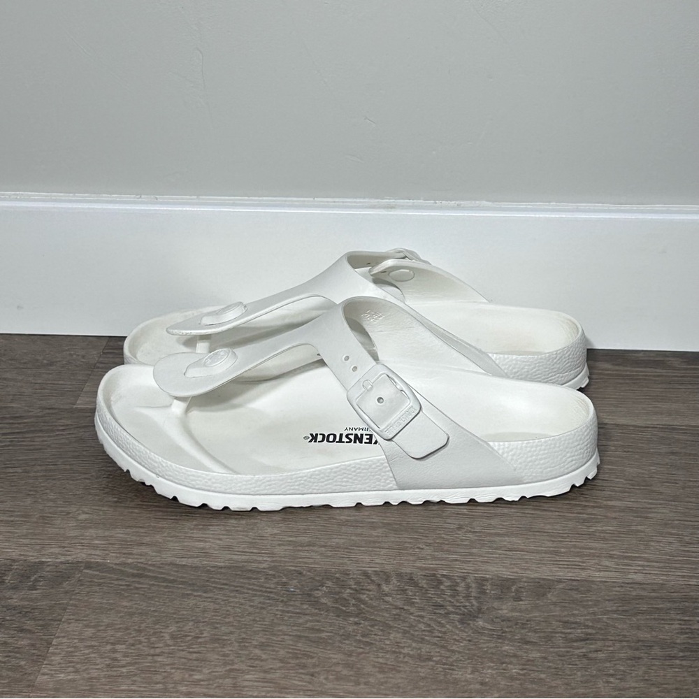 Birkenstock Gizeh Essential White Sandals - Size 37/6.5